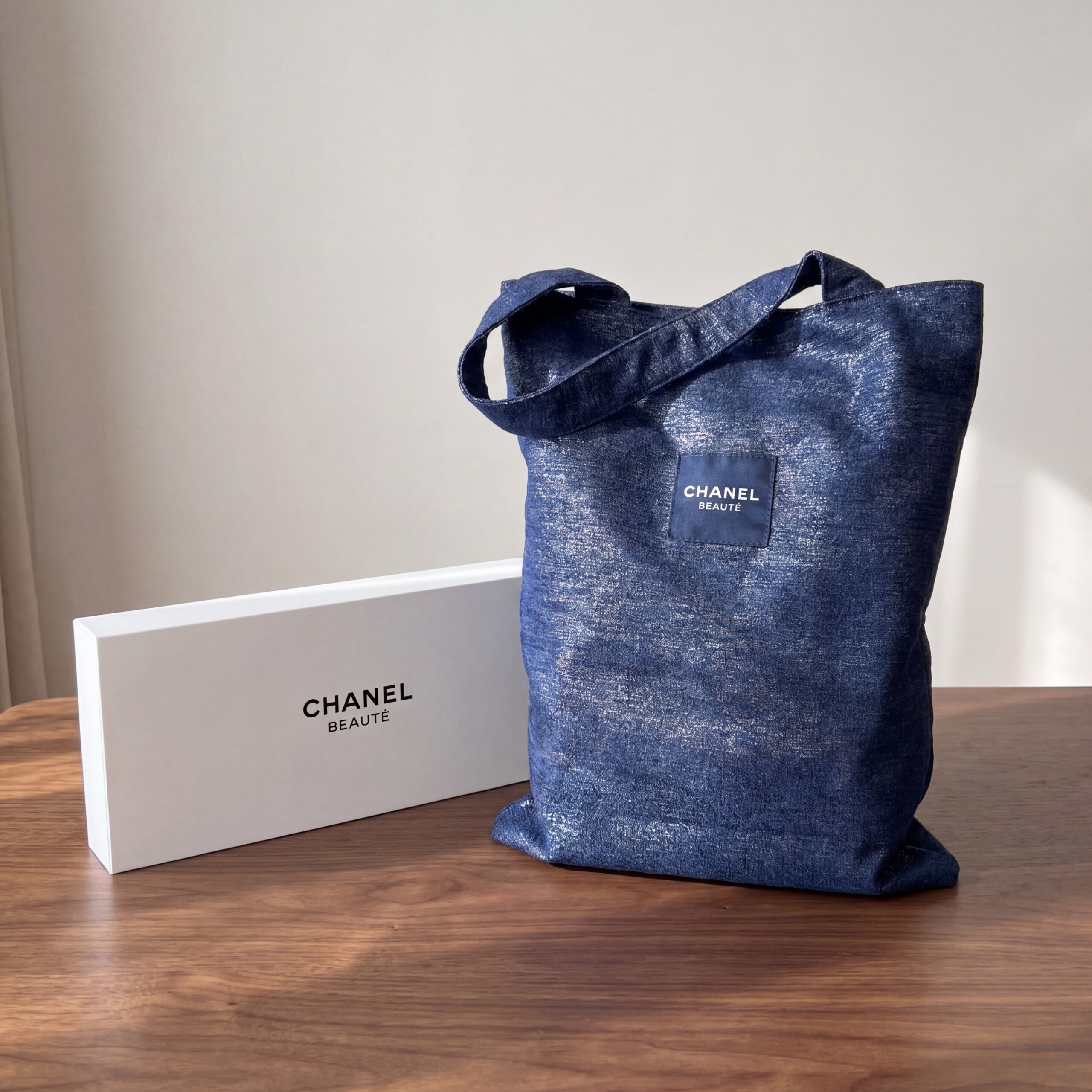 Chanel 深藍燙金 Tote Bag