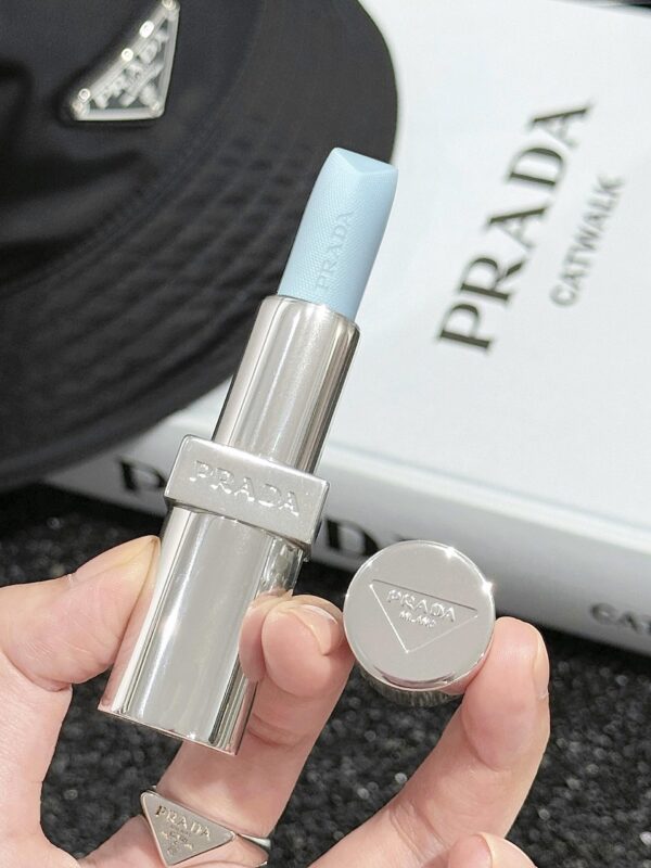 Prada Blushing Care 冰藍潤唇膏 U001 - Image 2