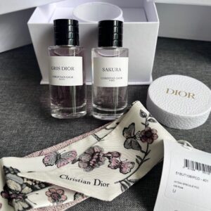 [預訂限量] Dior La Collection Privée 香薰連絲巾套裝
