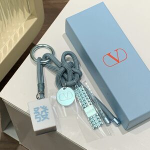 Valentino Beauty 發財吊墜