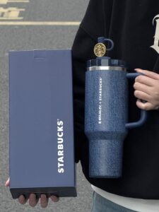 Stanley x Starbucks 牛仔系列不銹鋼吸管杯 1183ml